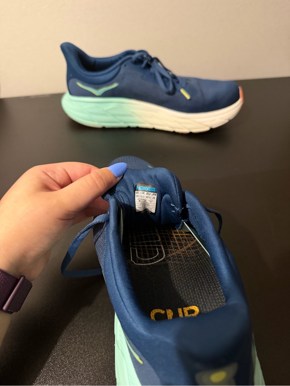 Hoka Arahi 7 Women's 12 Navy and Mint Lightweight Running Shoes - Picture 5 of 5